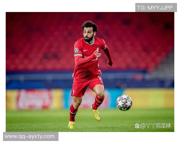 萨拉赫定制护腿板融合埃及文化与利物浦安菲尔德特色展现独特风格 萨拉赫定制护腿板融合埃及文化与利物浦安菲尔德特色展现独特风格